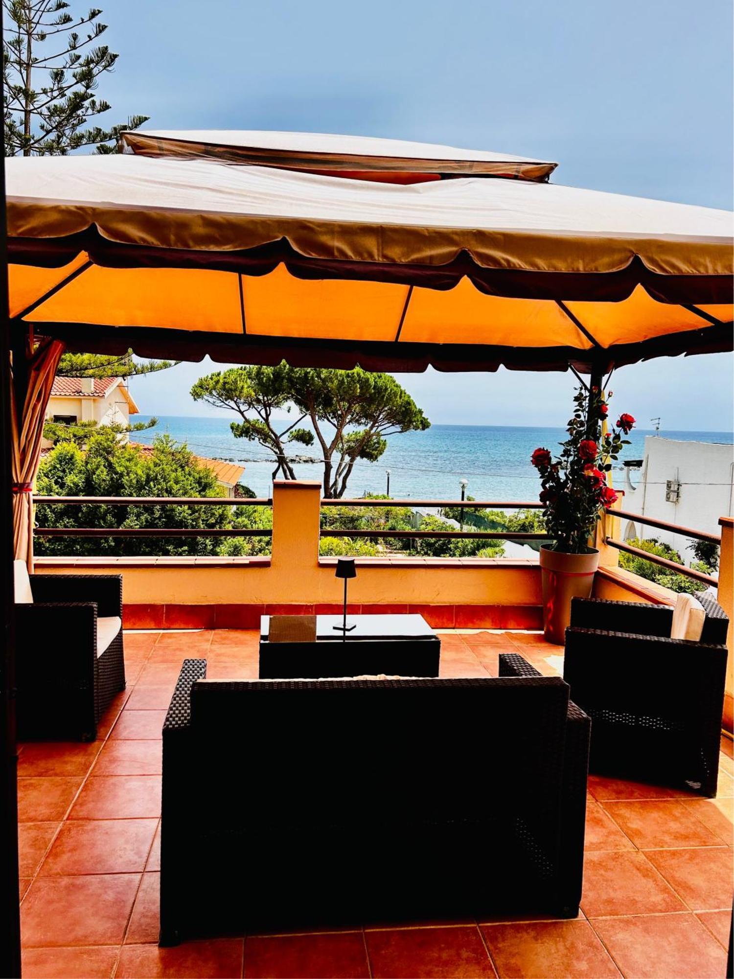 Villa Ro Porto Columbu - Perd'E Sali Exteriör bild